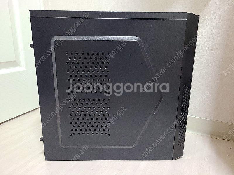 컴퓨터 본체 데스크톱 조립 PC 싸게팝니다--5