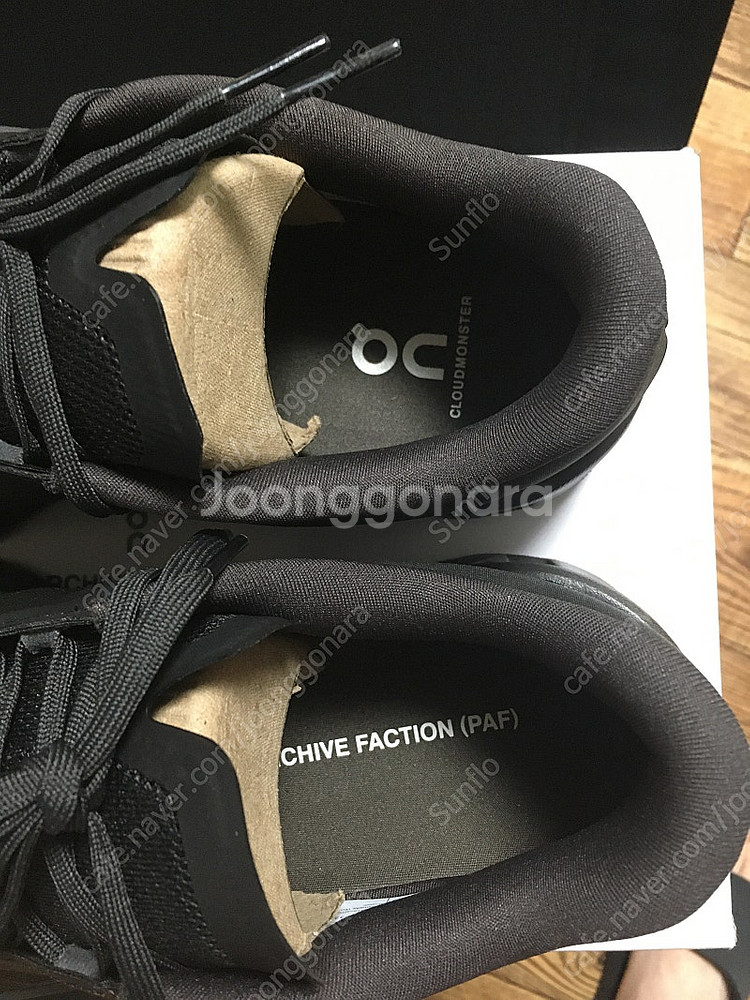 (275)온러닝 파프 클라우드몬스터2 브라운 판매합니다--2