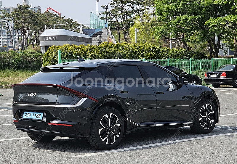 기아 EV6 어스, 4륜 풀옵션, 완전무사고 판매합니다...--5