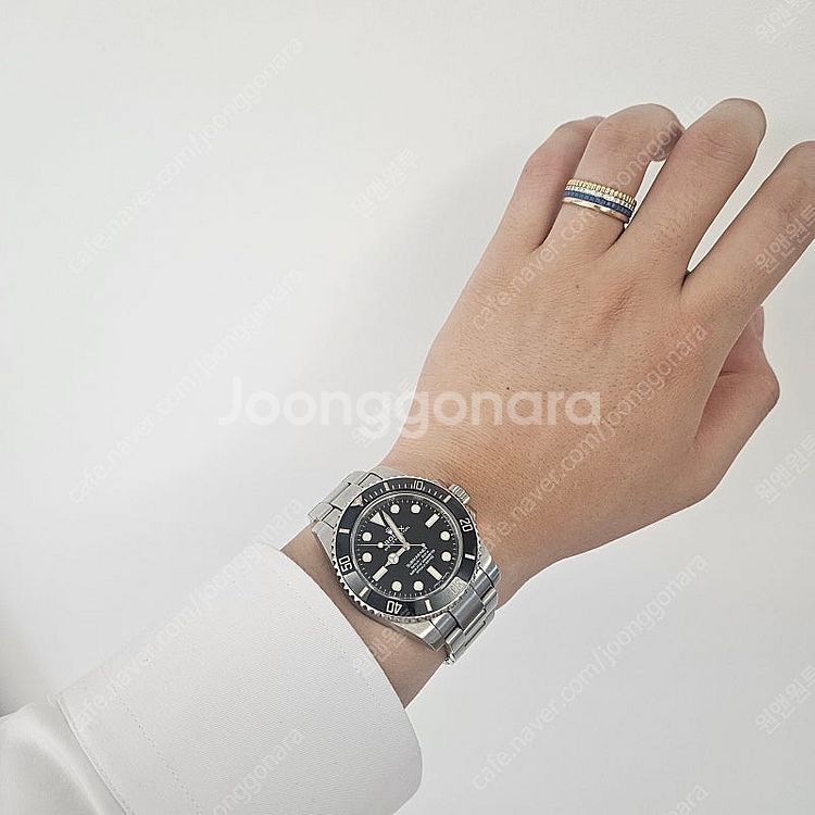 부쉐론 콰트로링 블루에디션 다이아 55호 판매합니다 5...--1