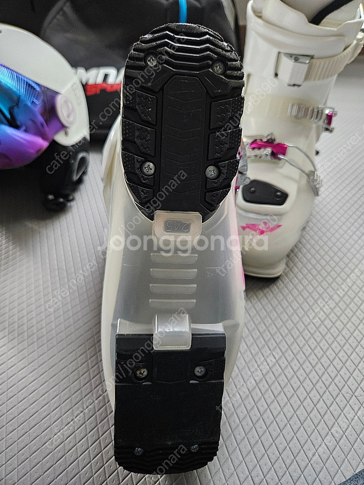청소녕용 스키부츠 240-245와 고글일체형 바이저헬멧...--3