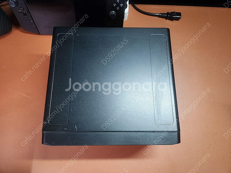 시놀로지DS1515+--1