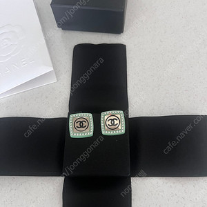 샤넬 스퀘어 귀걸이