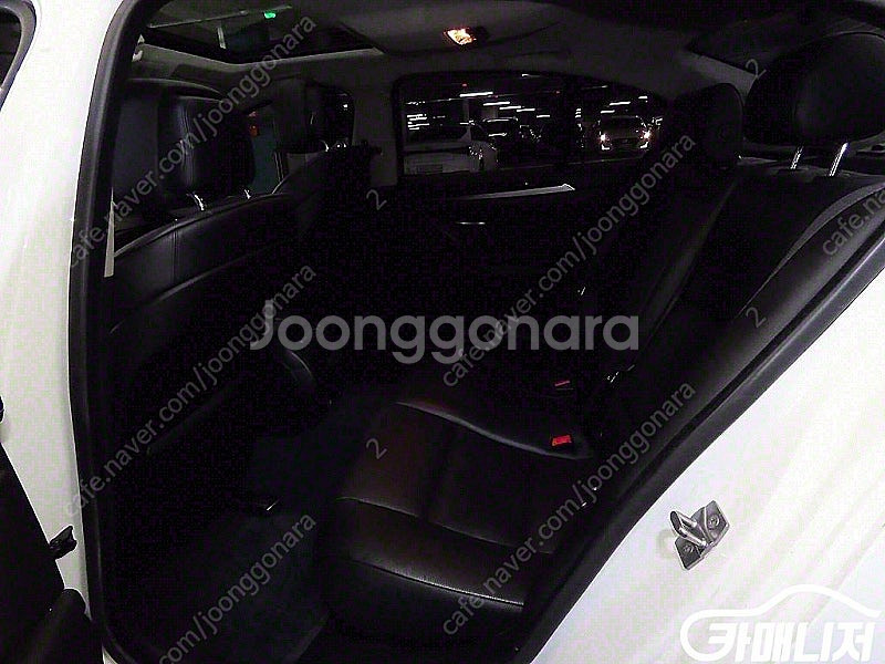 특가!BMW 5시리즈 (F10) 520d!! 690만원...--6