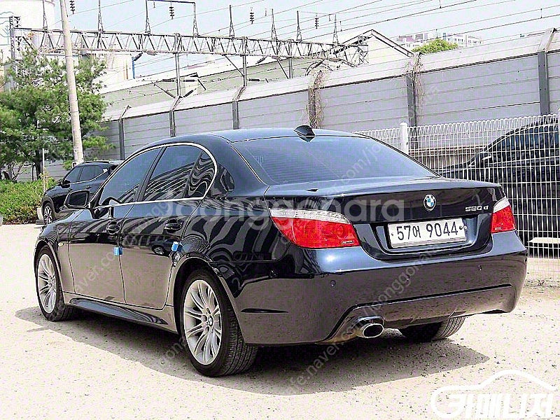특가!BMW 5시리즈 (F10) 520d!! 750만원 수원 도이치오토월드 왕카--2