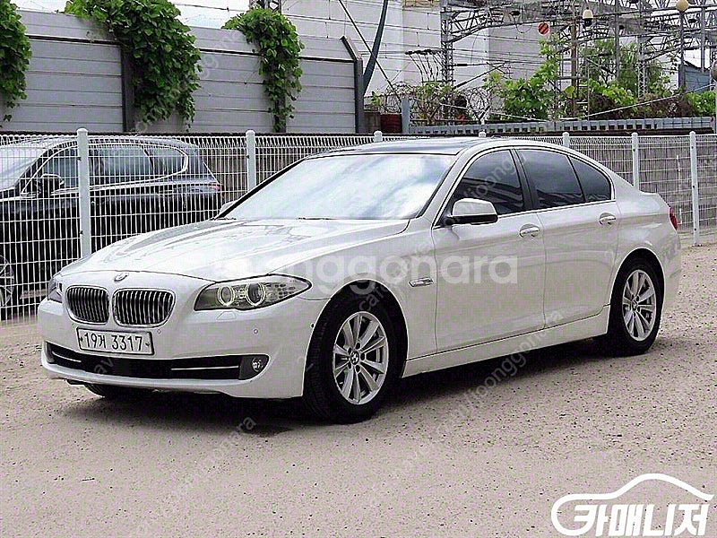 특가!BMW 5시리즈 (F10) 520d!! 750만원...--1