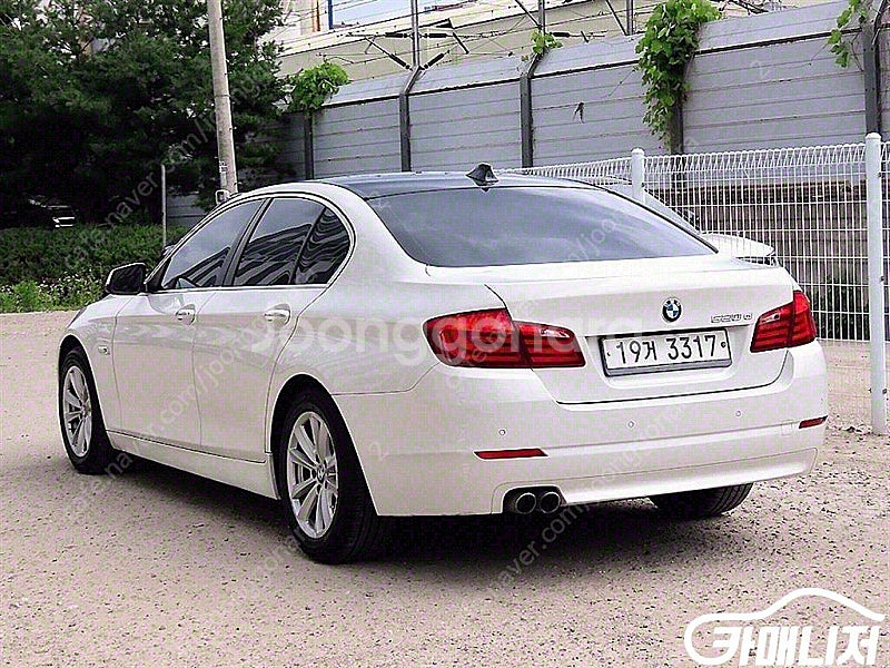 특가!BMW 5시리즈 (F10) 520d!! 750만원...--2