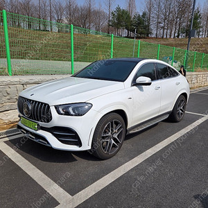GLE 53 AMG 4MATIC 쿠페 운용리스(지원금 2500 토해내며 차량 판매합니다 "화이트에 레드시트")