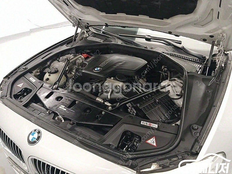 특가!BMW 5시리즈 (F10) 528i xDrive!...--4