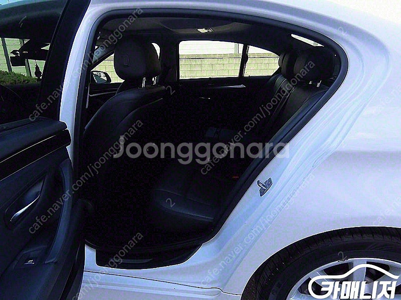 특가!BMW 5시리즈 (F10) 528i xDrive!...--5