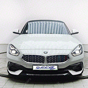 BMW Z4 중고 흰색 2020년식 30,943km sDrive 20I M 스포츠 수원중고차