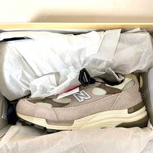 뉴발란스 992 문락 260
