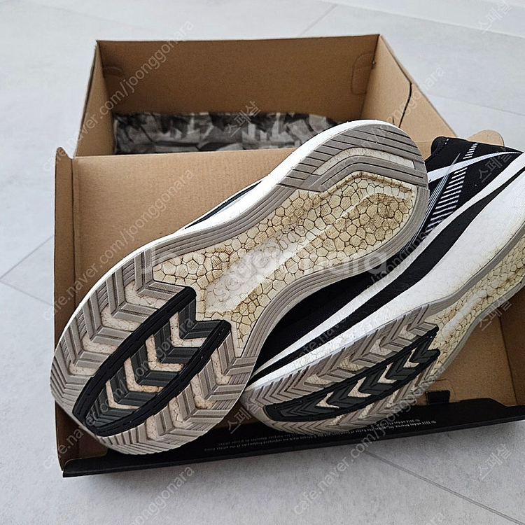 써코니 Saucony 엔돌핀 프로2 265mm 중고 런...--3