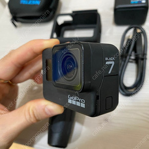 고프로7+추가 정품 베터리(2개)+정품 케이스+악세사리