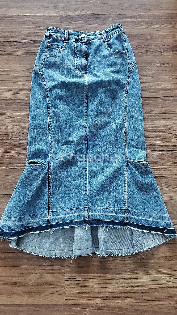 한섬 오즈세컨 데님스커트 티블라우스--2