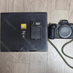 니콘 Z6 + CFe 1TB 팝니다