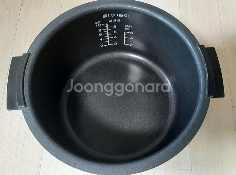 쿠첸 10인용,6인용 내솥 팝니다. (코팅깨끗함)--0