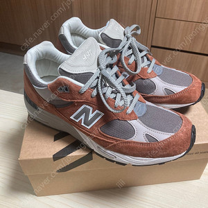 뉴발란스 991 팔콘 265 사이즈. 990 992 993