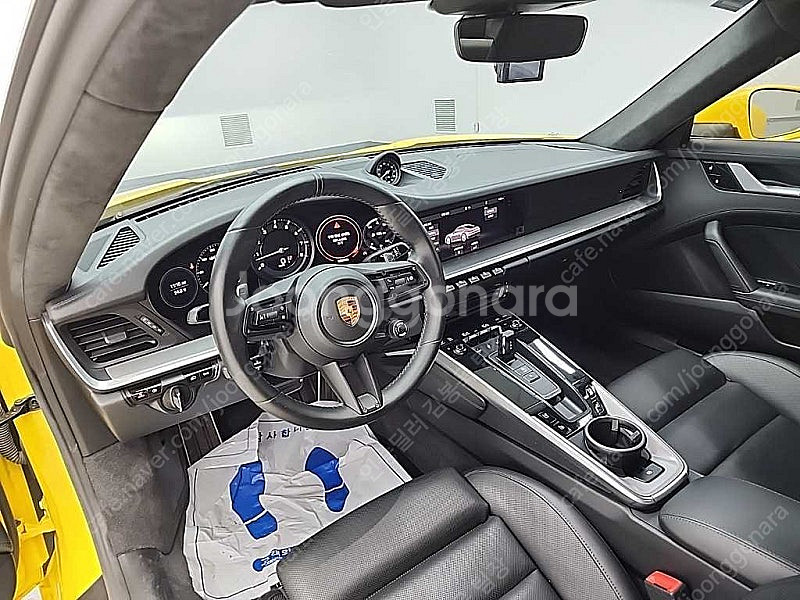 포르쉐 911 중고차 할부가능 노란색 2020년식 27...--8