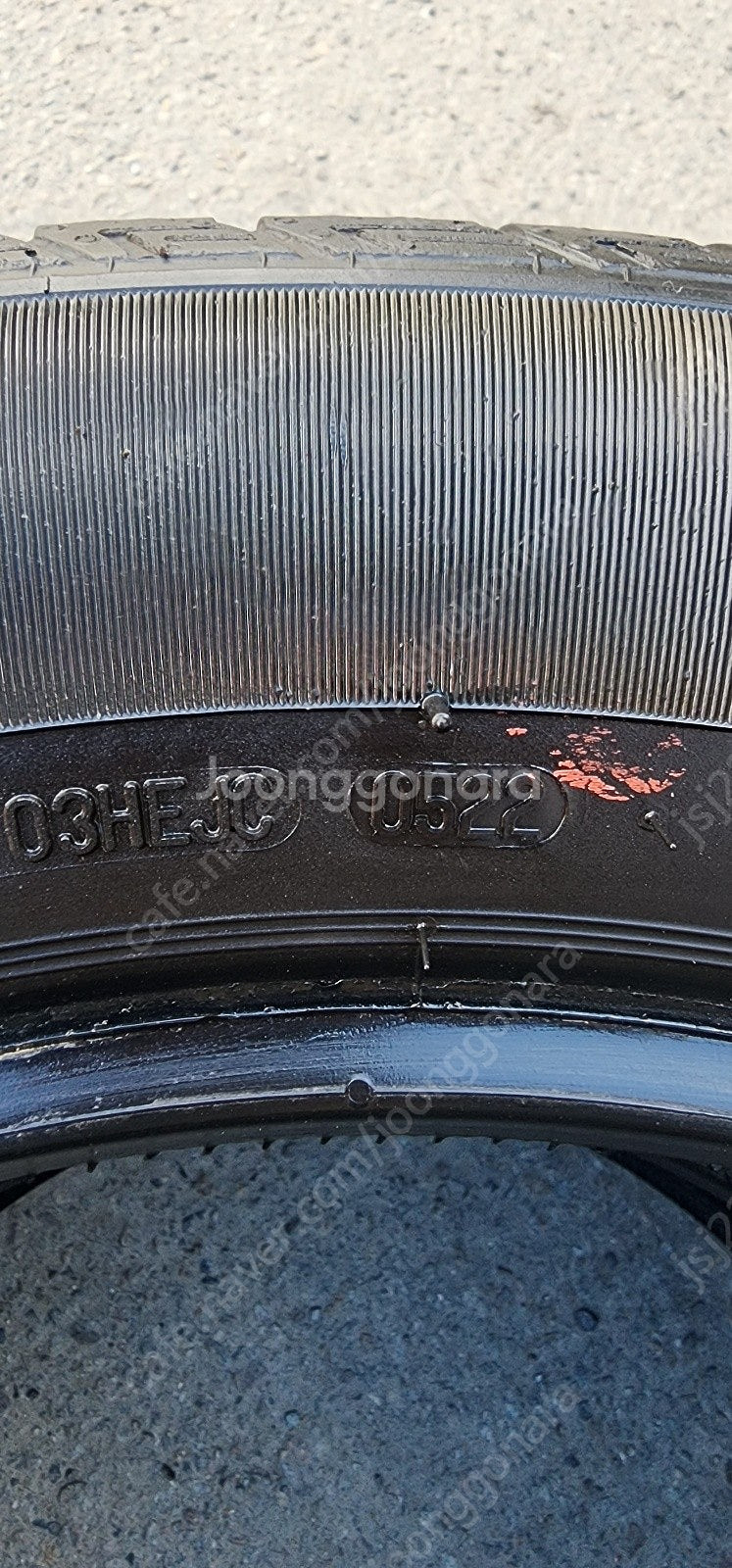 콘티넨탈235 55 19 2본--2