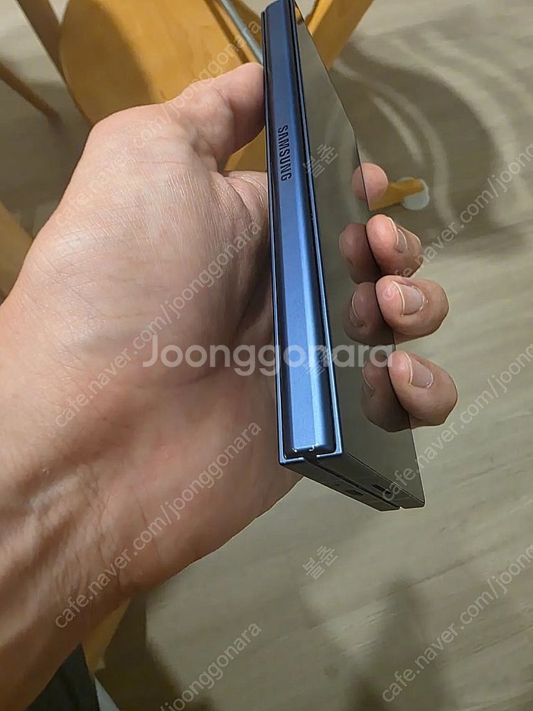 갤럭시 Z 폴드6 512GB--6