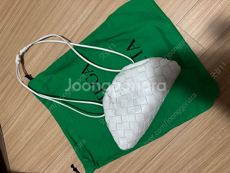 보테가베네타 만두백 초크컬러--0