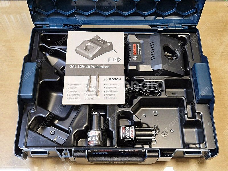 보쉬 배터리 GBA 10.8V 3.0Ah + 충전기 G...--2