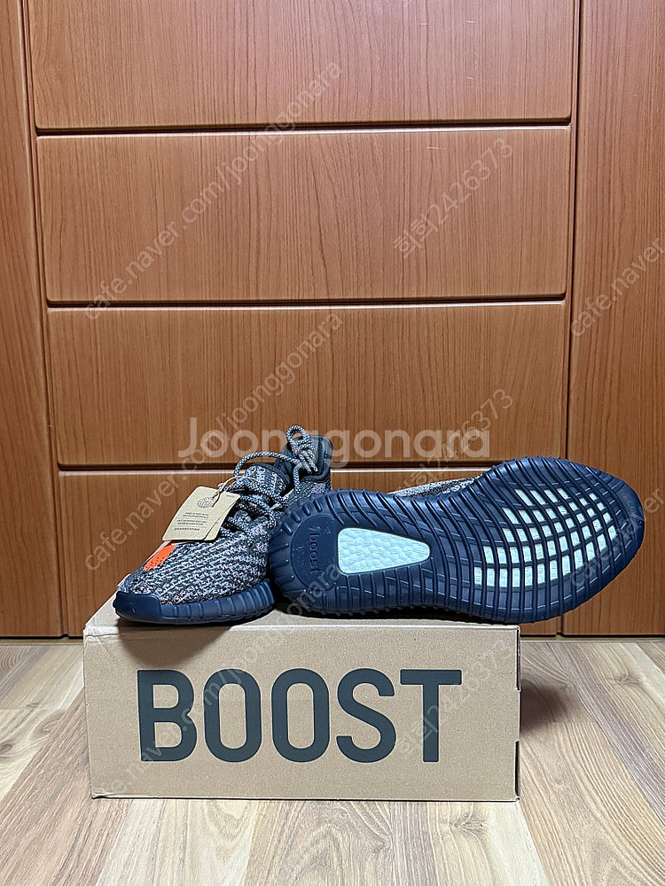 (새상품) 아디다스 이지 부스트 350 V2 카본벨루가...--3