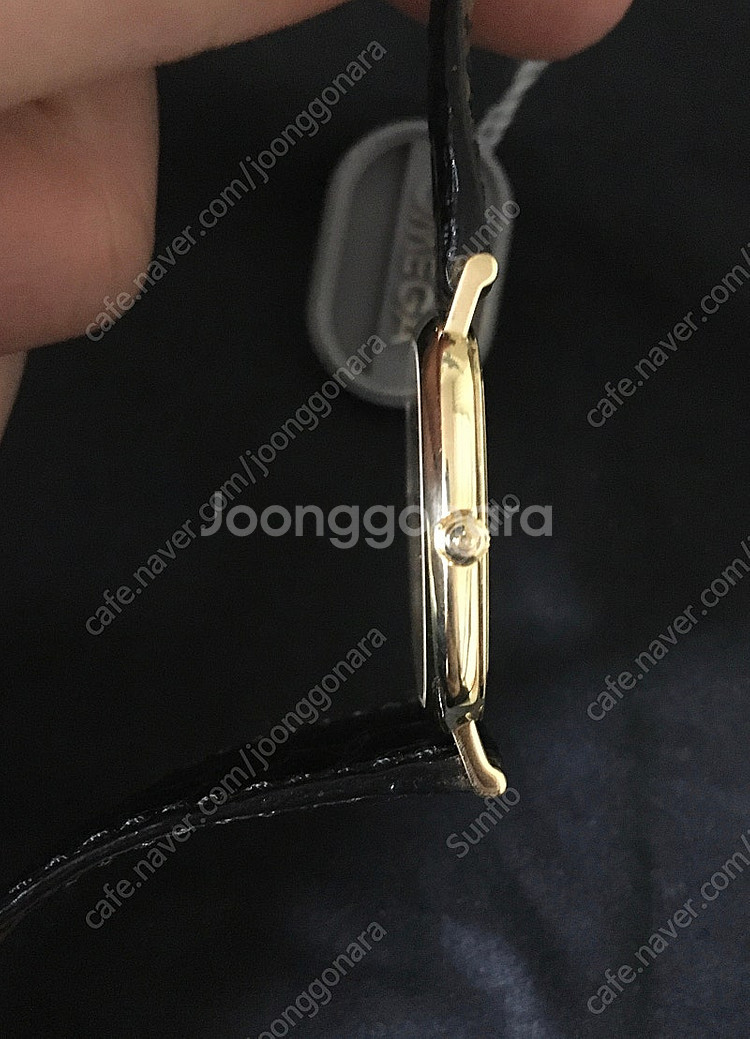 오메가 18k 쿼츠 통금 시계 판매합니다--1