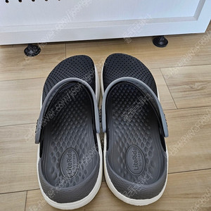 크록스 라이트라이드 새상품