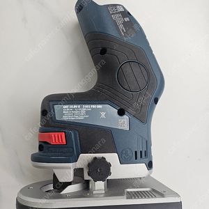 보쉬 GKF10.8V-8 베어툴 충전엣지루터 (배터리X,충전기X)