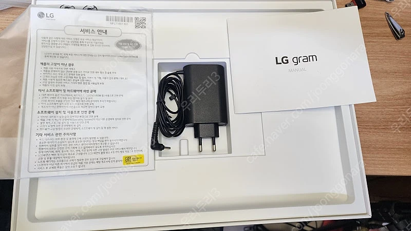 엘지 그램 17인치 i5 11세대 램 16GB SSD 256GB 이미지
