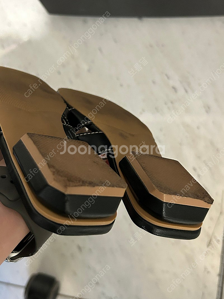 엘리자베스 스튜디오 슬리퍼--1