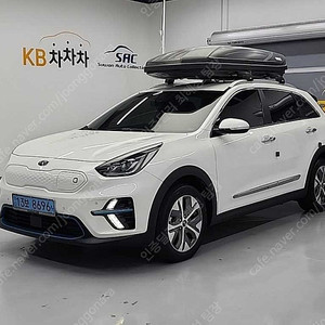기아 니로 중고 니로 중고차 흰색 2019년식 노블레스 개인사업자 차량구매