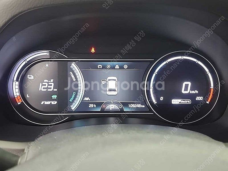기아 니로 중고 니로 중고차 흰색 2019년식 노블레스...--6