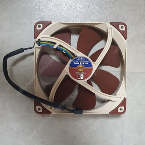 녹투아 140mm팬 NF-A14 PWM 팝니다