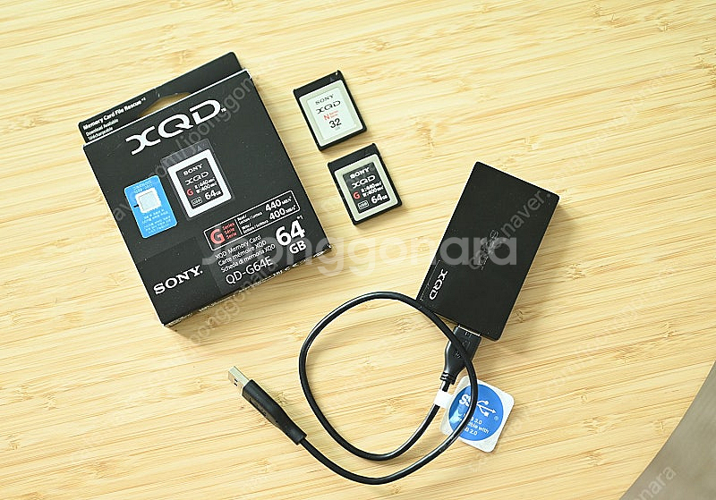 소니 xqd 리더기 + 64g , 32g 일괄로 팔아요--0