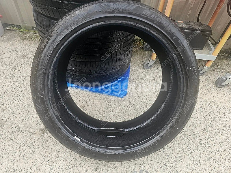 넥센 슈프림 265 40 22 타이어 팝니다--2