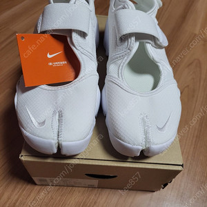 (W) 나이키 에어 리프트 브리드 화이트