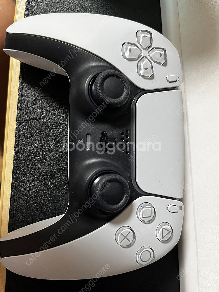 PS5 슬림 디지털 2024년 10월 제조 박스있음 듀얼센스2개 택포42만--3