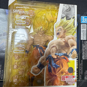 SHF 손오공 초사이아인 싸게 팝니다.