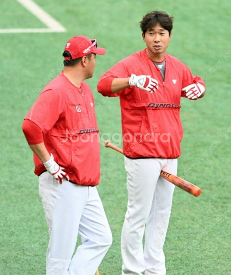 [새상품] 다이나핏 프로선수 지급용 야구 배팅장갑--7
