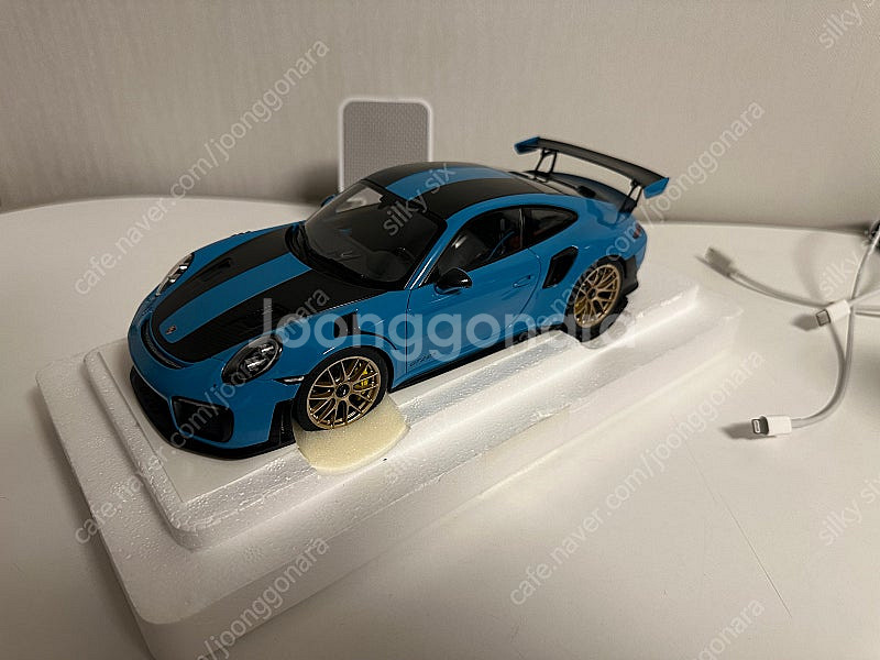1:18 오토아트 모델 두 대 판매 및 교환합니다.--5
