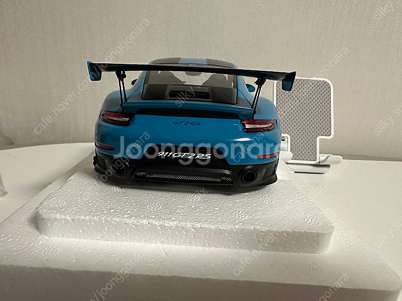 1:18 오토아트 모델 두 대 판매 및 교환합니다.--7
