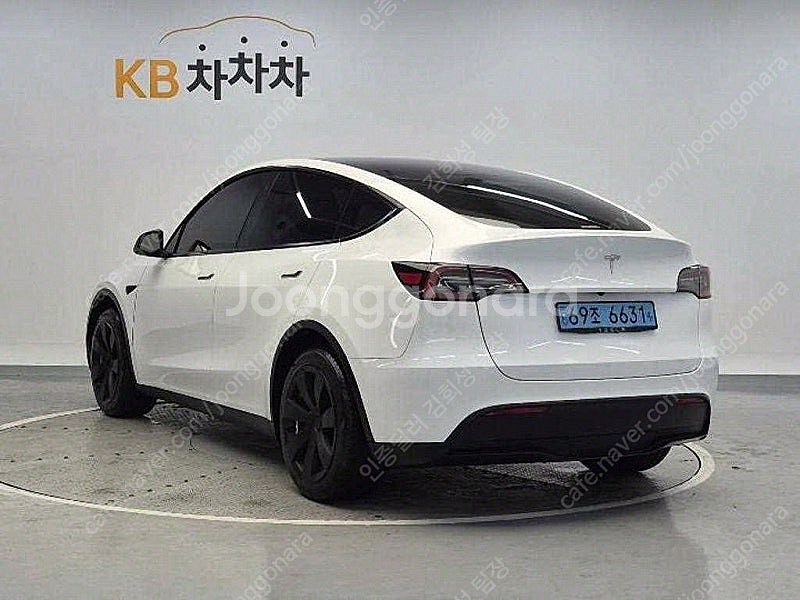 테슬라 모델 Y 중고 테슬라 중고 흰색 2023년식 2...--3