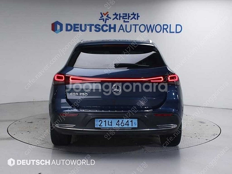 2021 벤츠 EQA 중고 벤츠 전기차 쨍한 블루컬러 ...--9