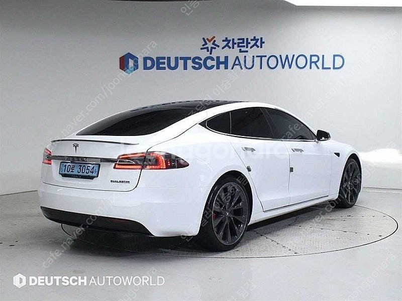 퍼포먼스 모델S중고 테슬라 중고 61,585 km 화이...--7
