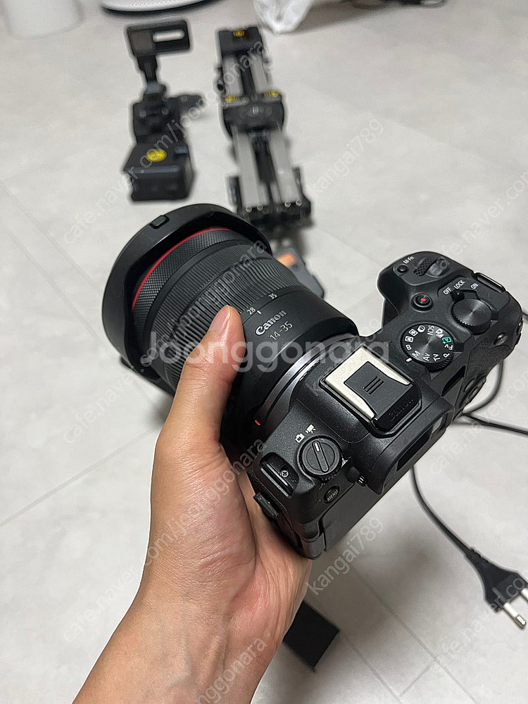 rf 14-35 f4 l is usm렌즈 박스포함 판매...--4