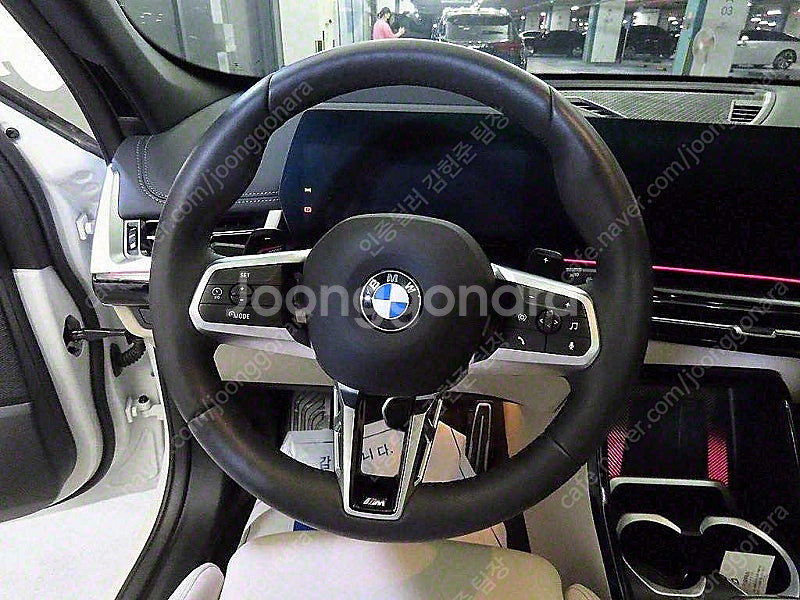 BMW X1 중고 BMW X1 중고차 SUV 중고 흰색...--9