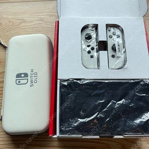 닌텐도 스위치 OLED 화이트 풀셋 핍니다